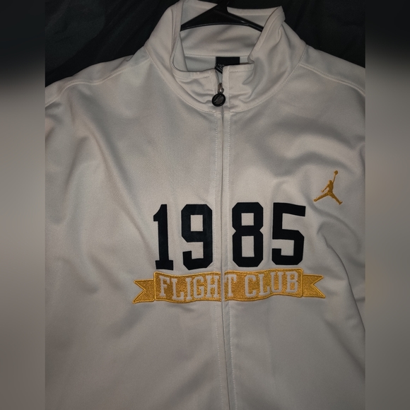 Flawless vintage Jordan jacket women's XL white black and gold new without tags - Picture 4 of 6